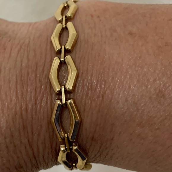 14kt ITALIAN YELLOW GOLD 16” CHOKER STYLE NECKLACE AND BRACELET SET - Picture 11 of 11